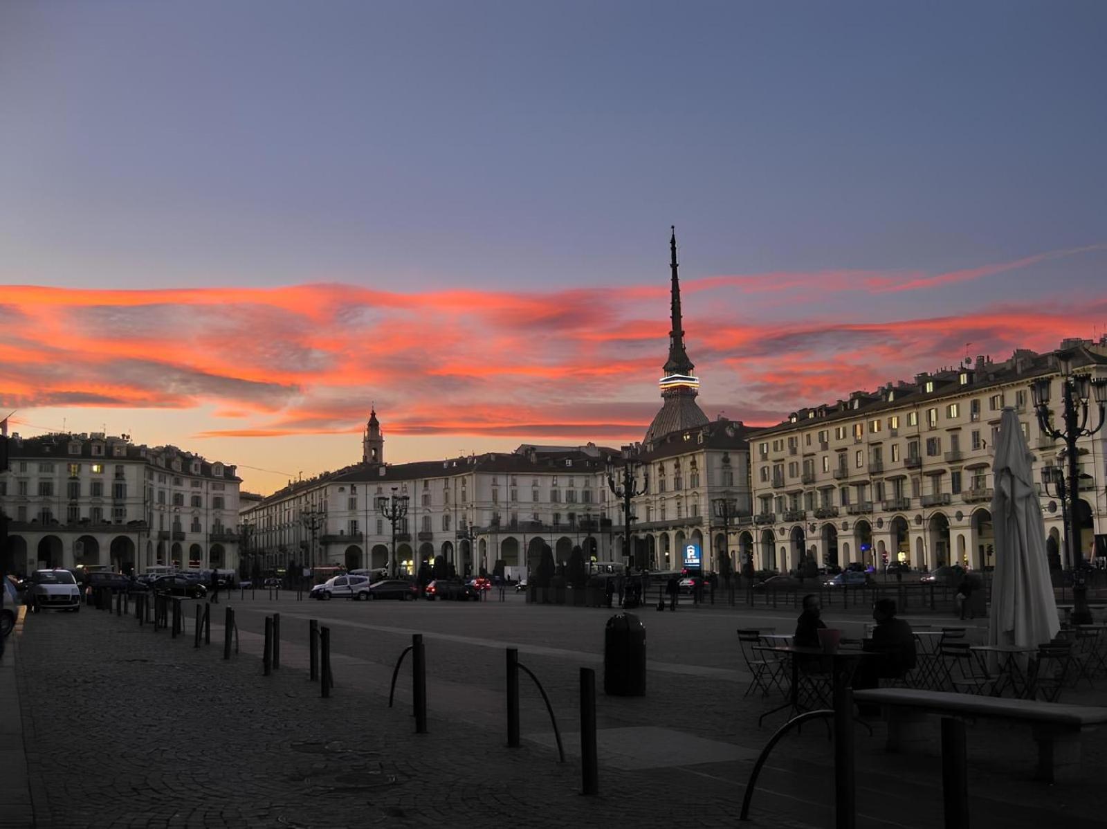 Alloggio Tranquillo Sul Po' - Piazza Vittorio トリノ エクステリア 写真